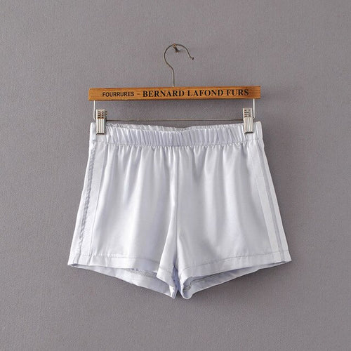 WHITE REGULAR SHORT